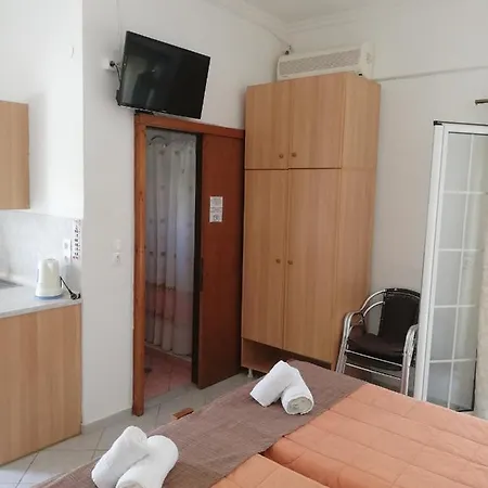 アパート Likourgos *