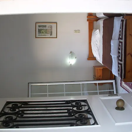 Apartment Likourgos Kavos