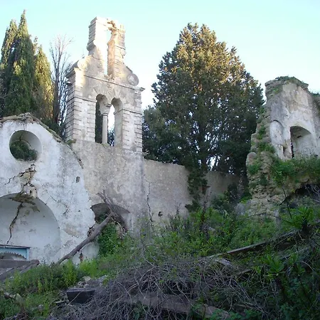 アパート Likourgos カボス