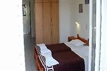 Likourgos Apartment *