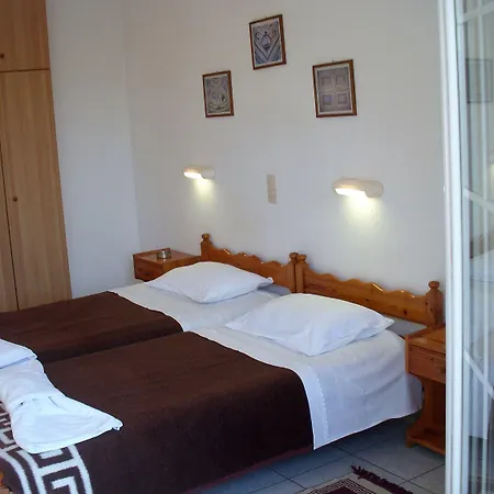 Likourgos Apartment *