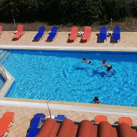 Apartamento Likourgos