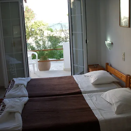 Apartamento Likourgos *