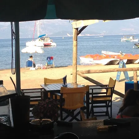 Likourgos Apartamento *